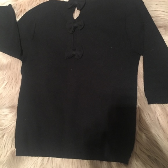 🌸 Cropped black sweater with back bow detail - Picture 2 of 6